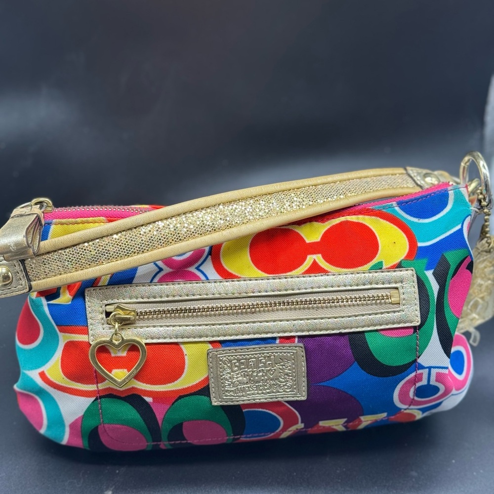 Coach poppy color signature purse